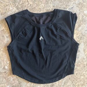 Alphalete Crop top
